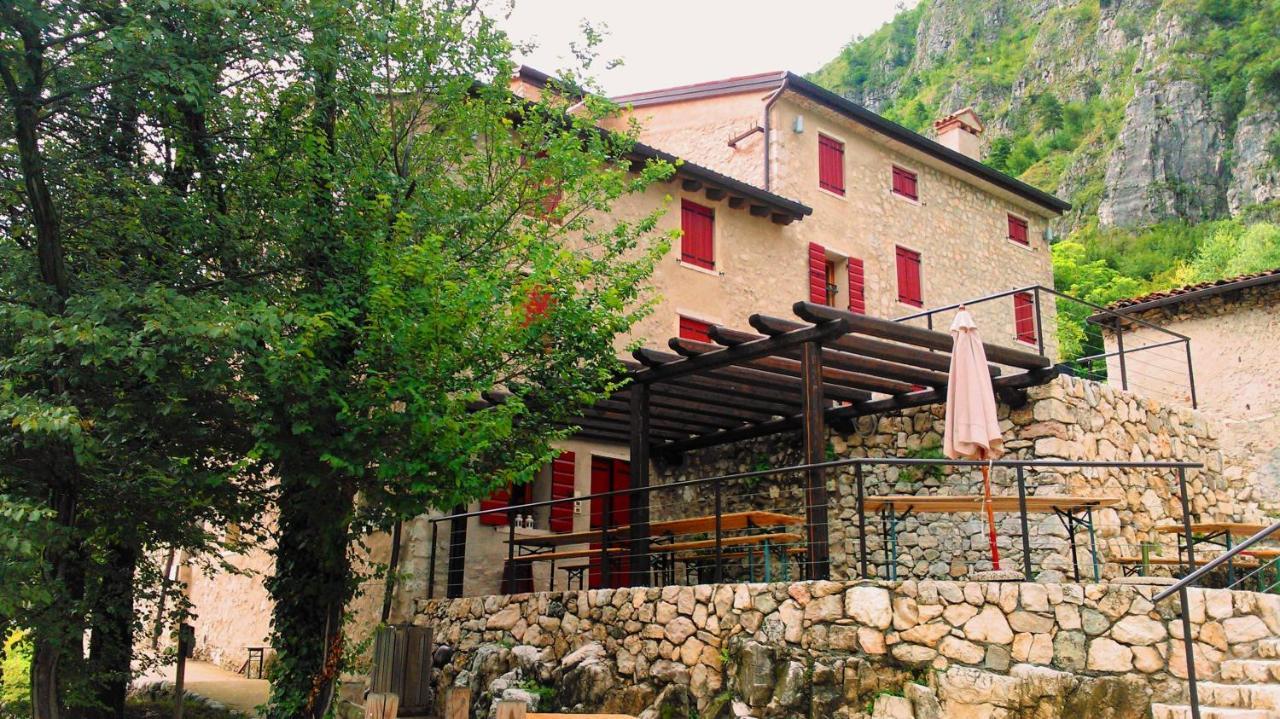 Casa Sul Fiume County House Bed and Breakfast Solagna Buitenkant foto