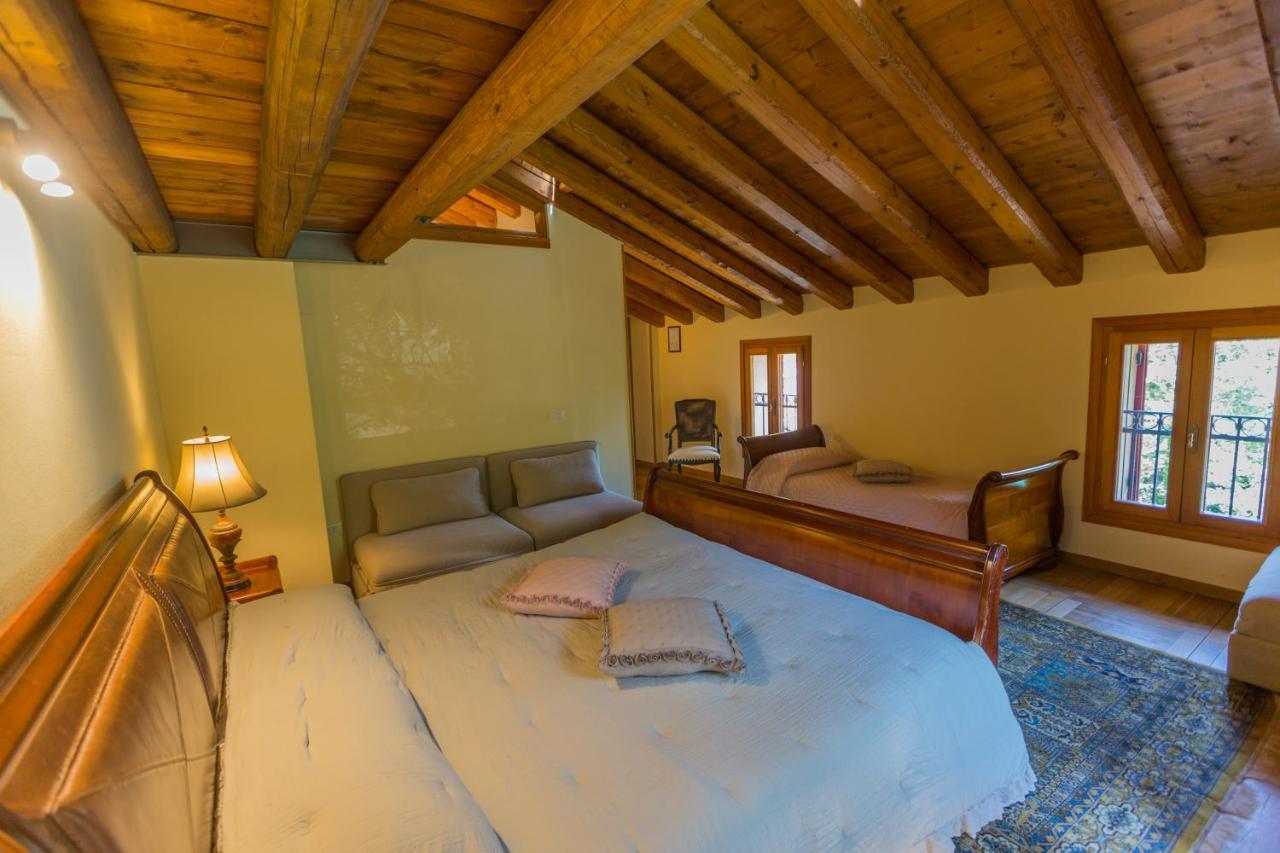 Casa Sul Fiume County House Bed and Breakfast Solagna Buitenkant foto